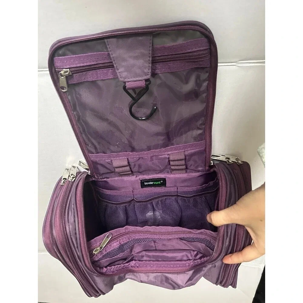 La vie vert travel toiletries luggage bag